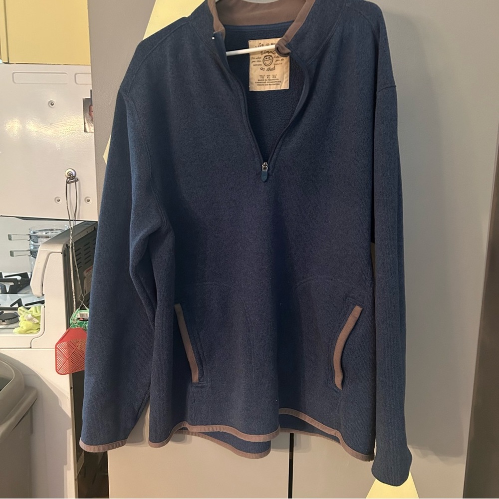 Life is Good Zip Sweater XL